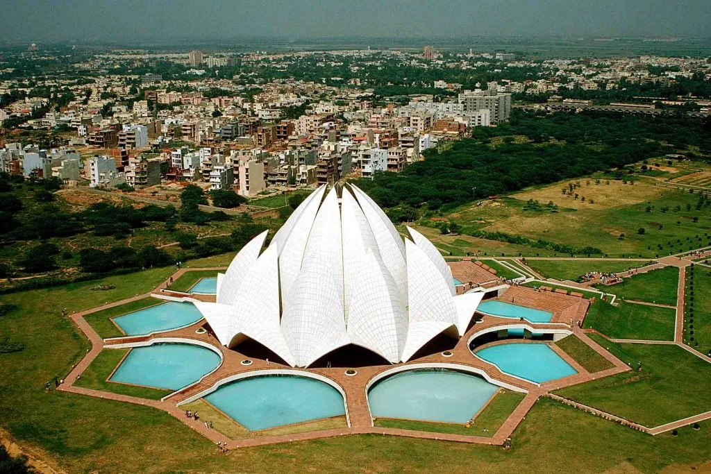  Lotus Temple Taxi Service