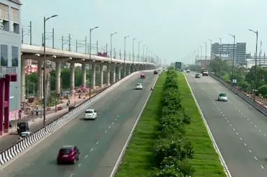 Book A Taxi Badarpur Border, Delhi